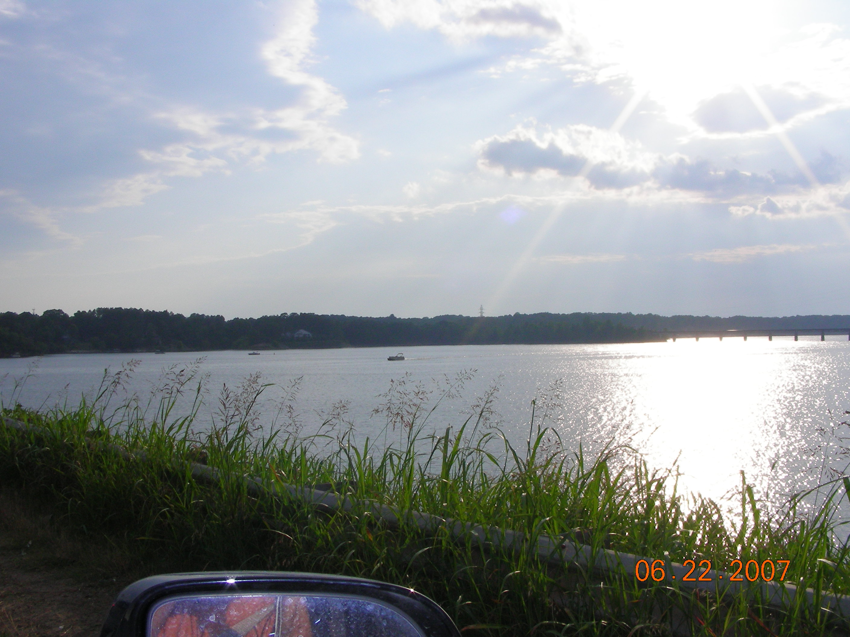 ./2007/Kerr Lake Eagles Nest/June22/DSCN1469.JPG